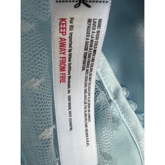 FLORA NIKROOZ WOMENS MEDIUM SHOWSTOPPER COVER-UP SATIN ROBE ICE BLUE NEW - Picture 13 of 15